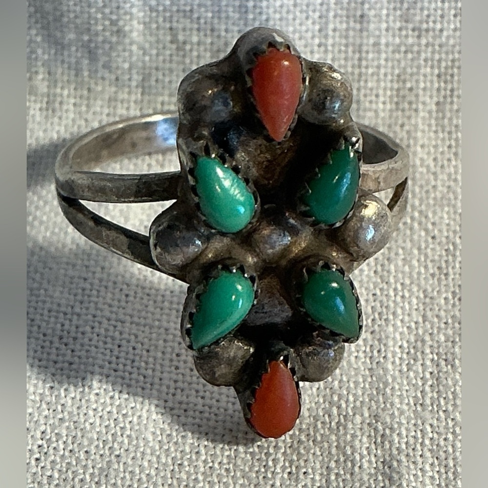 925 Sterling Silver Navajo “Teardrop” Turquoise & Coral Ring Size 5.25 Vintage
